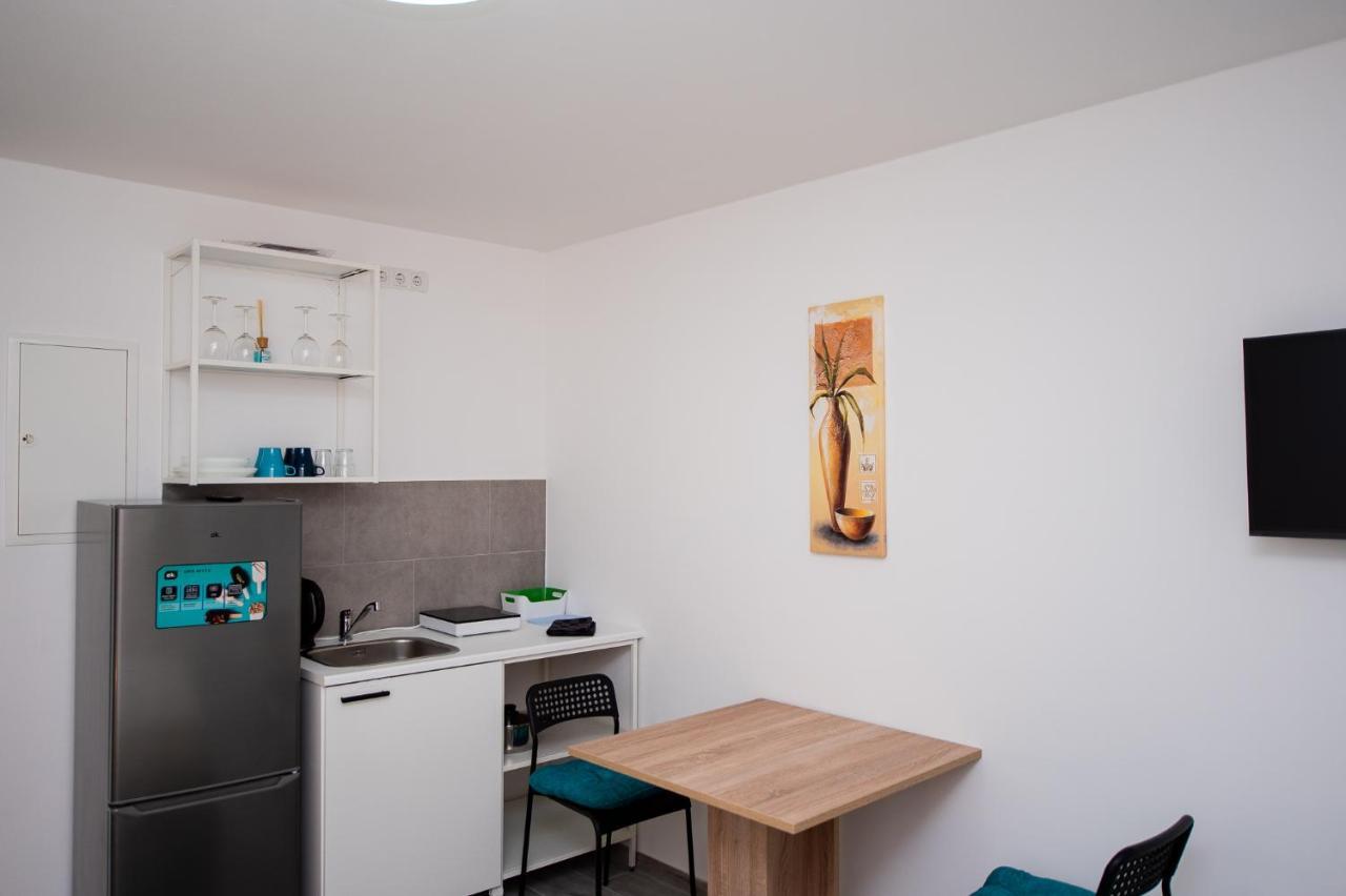 Modern Living Studio Kueche Netflix Inklusive Top Lage Нюрнберг Экстерьер фото