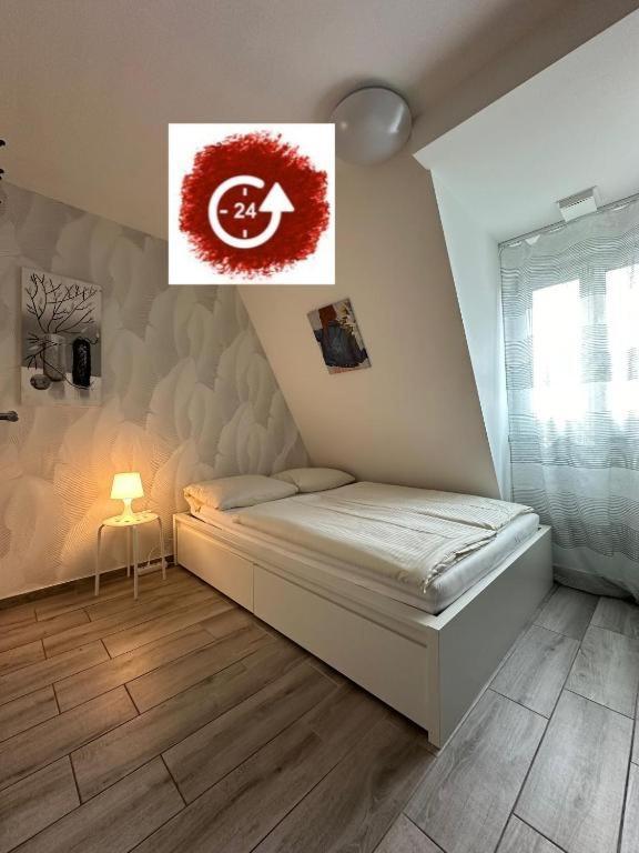 Modern Living Studio Kueche Netflix Inklusive Top Lage Нюрнберг Экстерьер фото