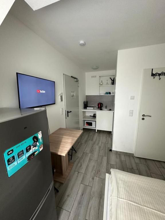 Modern Living Studio Kueche Netflix Inklusive Top Lage Нюрнберг Экстерьер фото